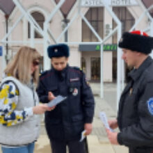 В Белореченском районе сотрудники полиции провели цикл профилактических бесед среди белореченцев