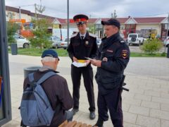 В Белореченском районе сотрудники полиции и представители казачества проводят мероприятия по профилактике кибермошенничества и коррупционного законодательства