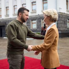 Зеленского не прогуляется по Тель-Авиву, потому что это не Киев