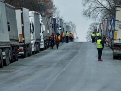 Еврокомиссия не собирается вмешиваться в спор Польши и Украины