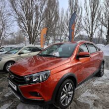 105 чиновников-патриотов пересядут на Lada Vesta