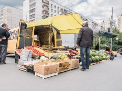 Правоохранители пообещали расправиться со стихийными рынками в Белореченске