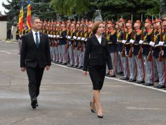 Санду готовится отправить свои войска в Приднестровье