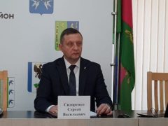 Сергей Сидоренко отчитал нерадивых чиновников за халатное отношение к работе