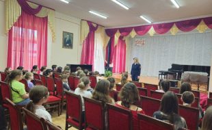 Музыка и ПДД: Белореченские автоинспекторы расширяют зону профилактического обучения