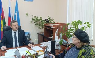 Оформление домов, выделение участков и уход за памятниками: с чем пришли на прием к главе района белореченцы?